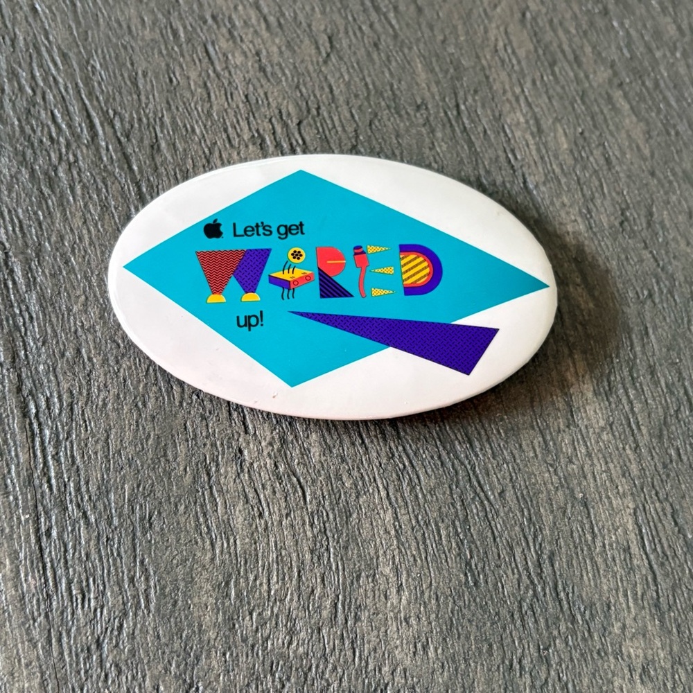 APPLE Let’s Get Wired Up Pin / Button